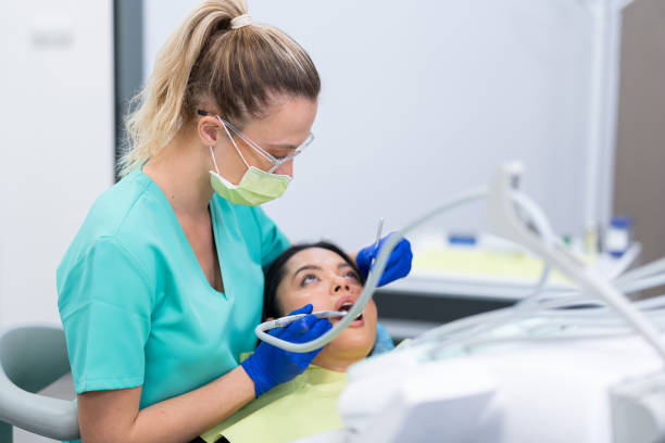 Best Emergency Tooth Extraction in Newburgh, IN